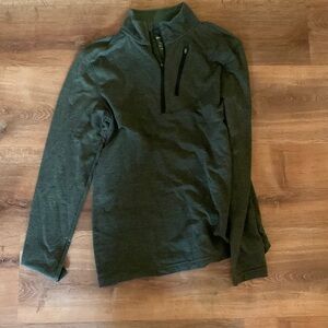 Swiss tech quarter zip